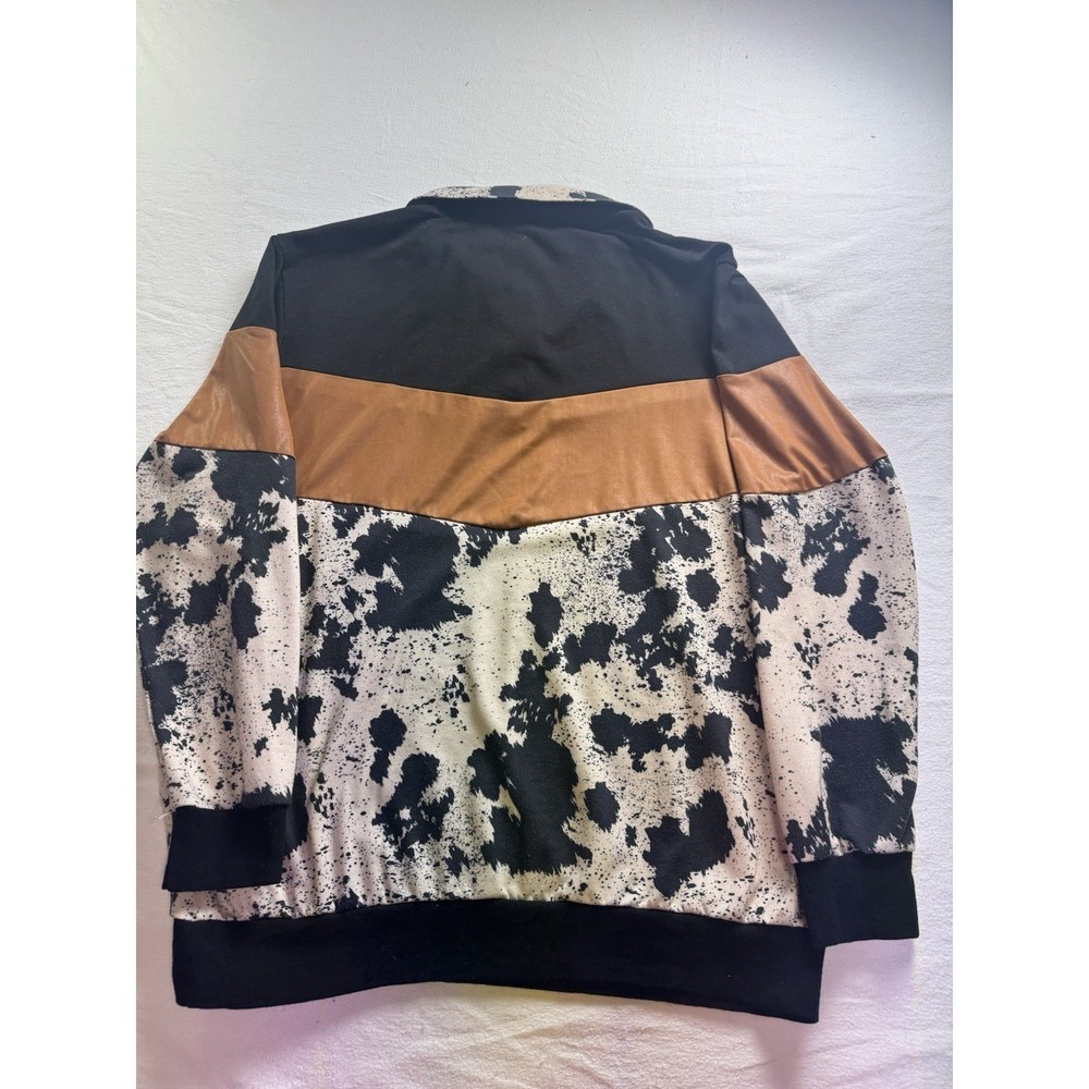 Womens Cow Print Western Top Faux Leather Concho Size Medium - Picture 2 of 9